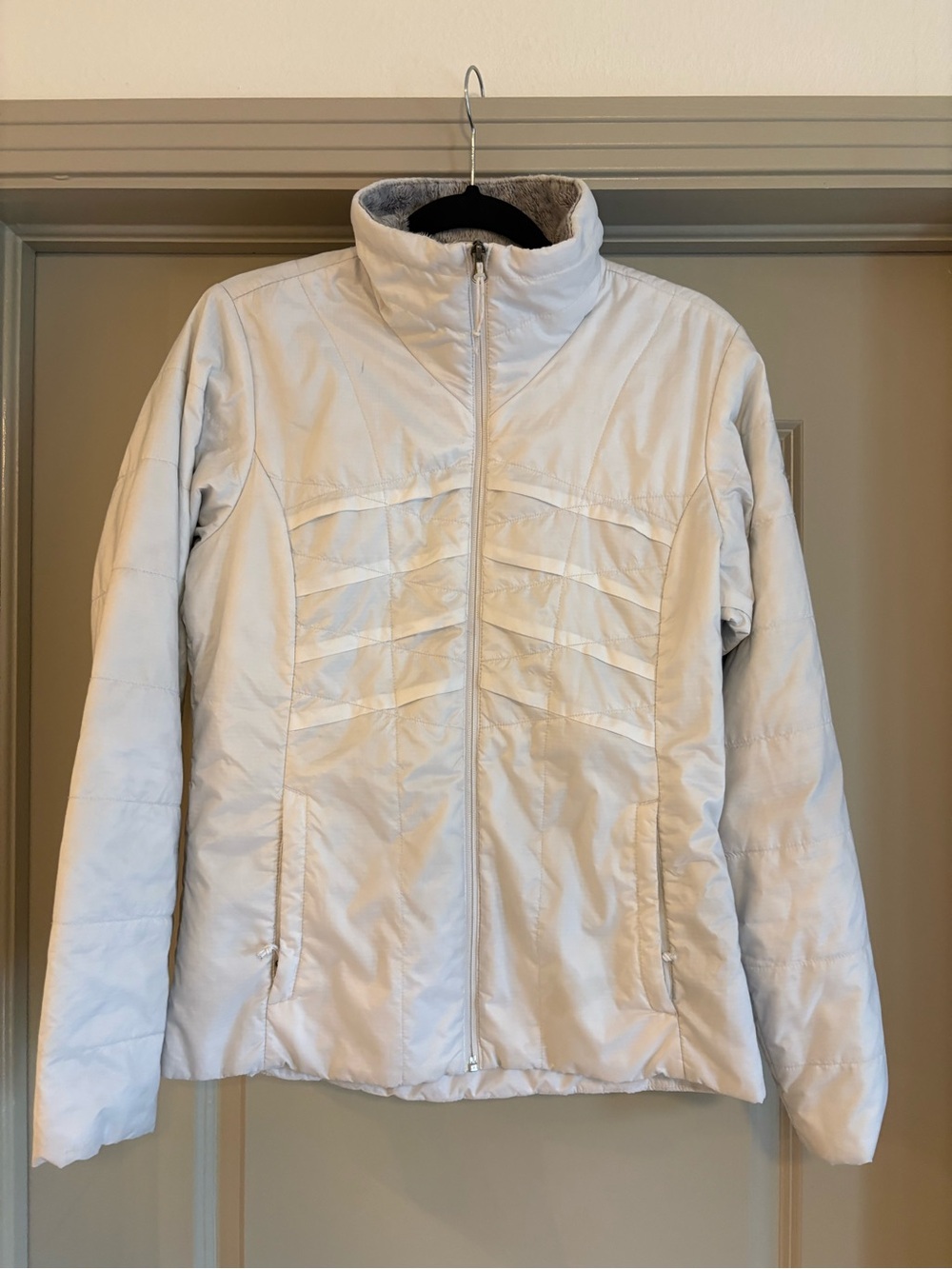Women's Columbia White Quilted Winter Jacket